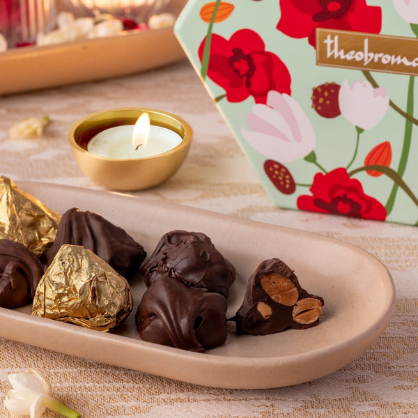 Buy Confectionery Gift Box (9 pc) at Best Price Online Theobroma