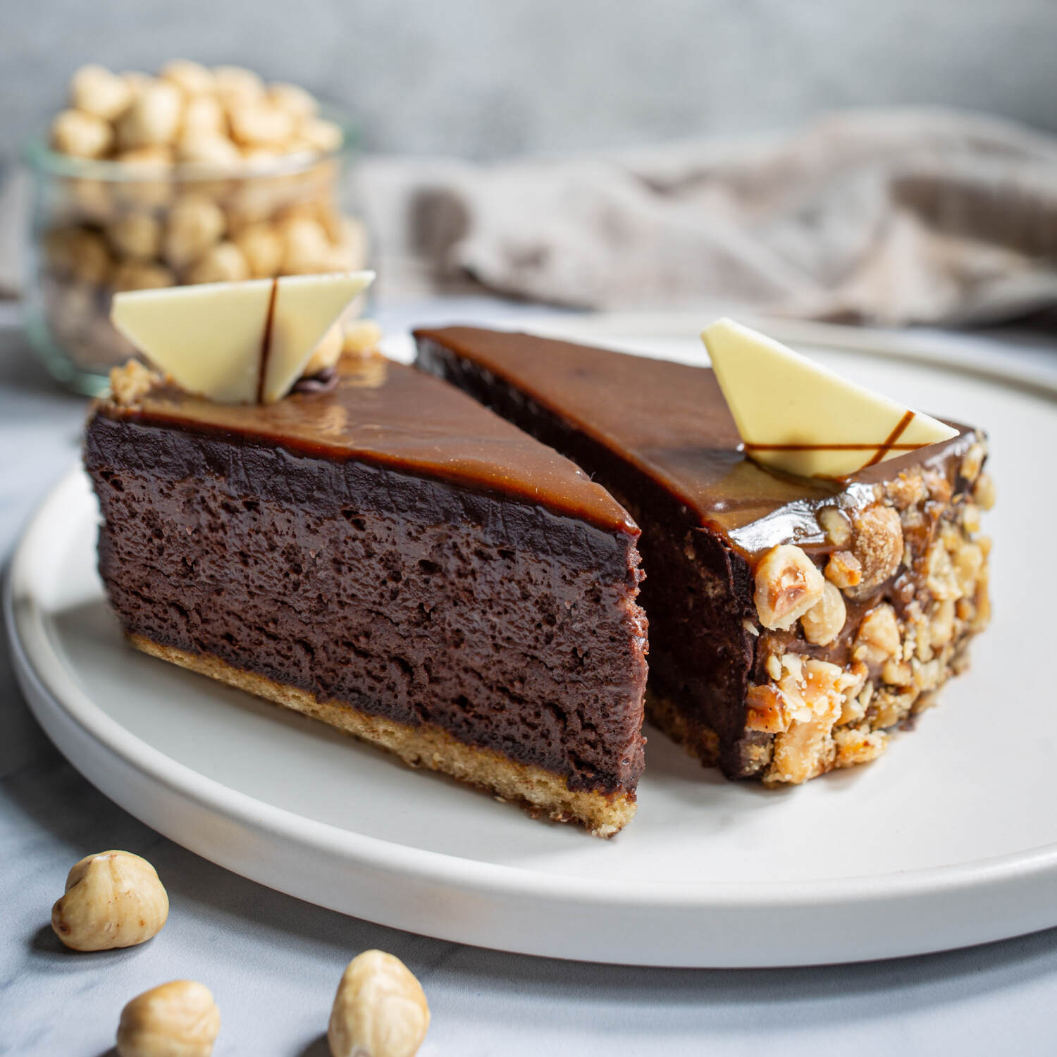 Hazelnut Praline Mousse Pastry