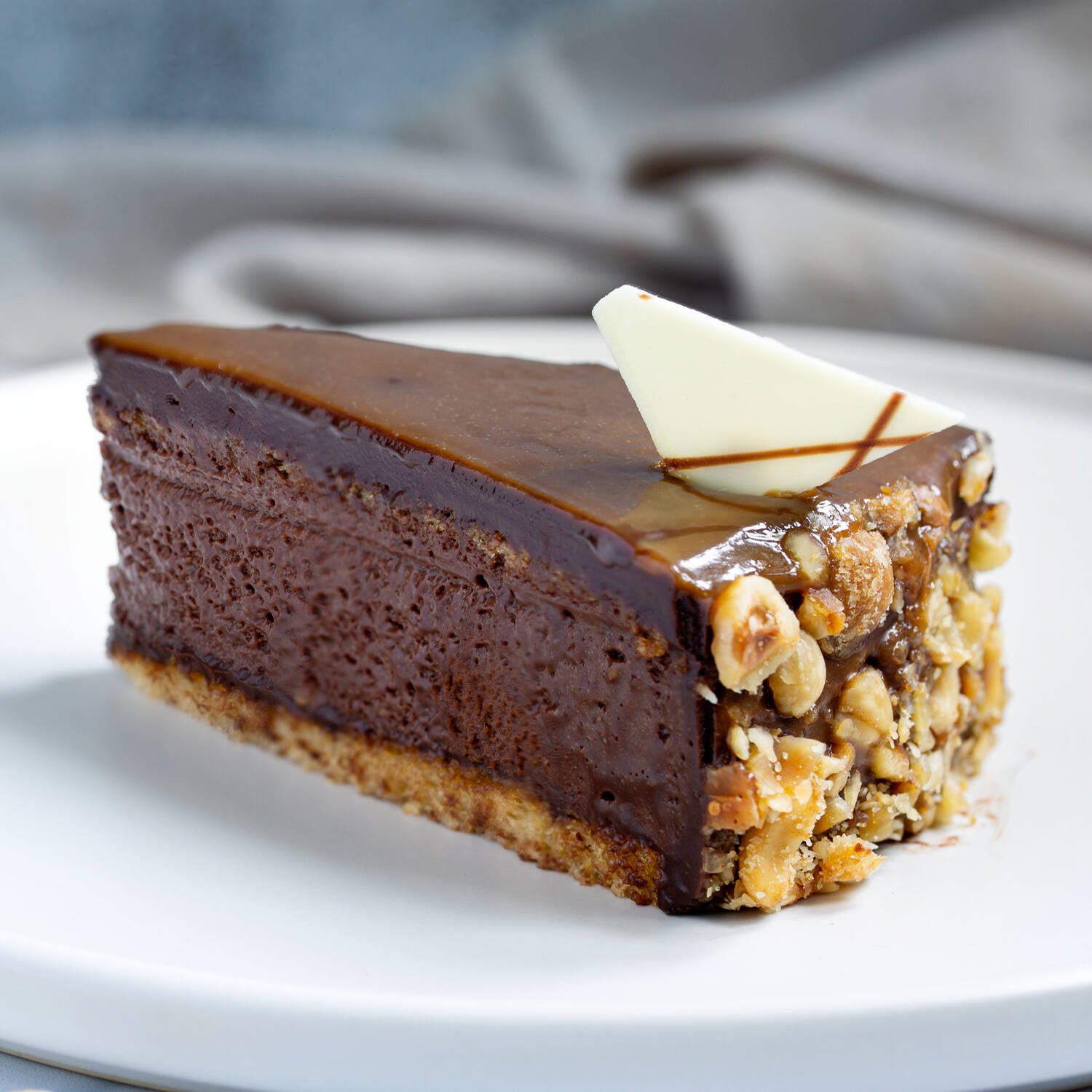 Hazelnut Praline Mousse Pastry