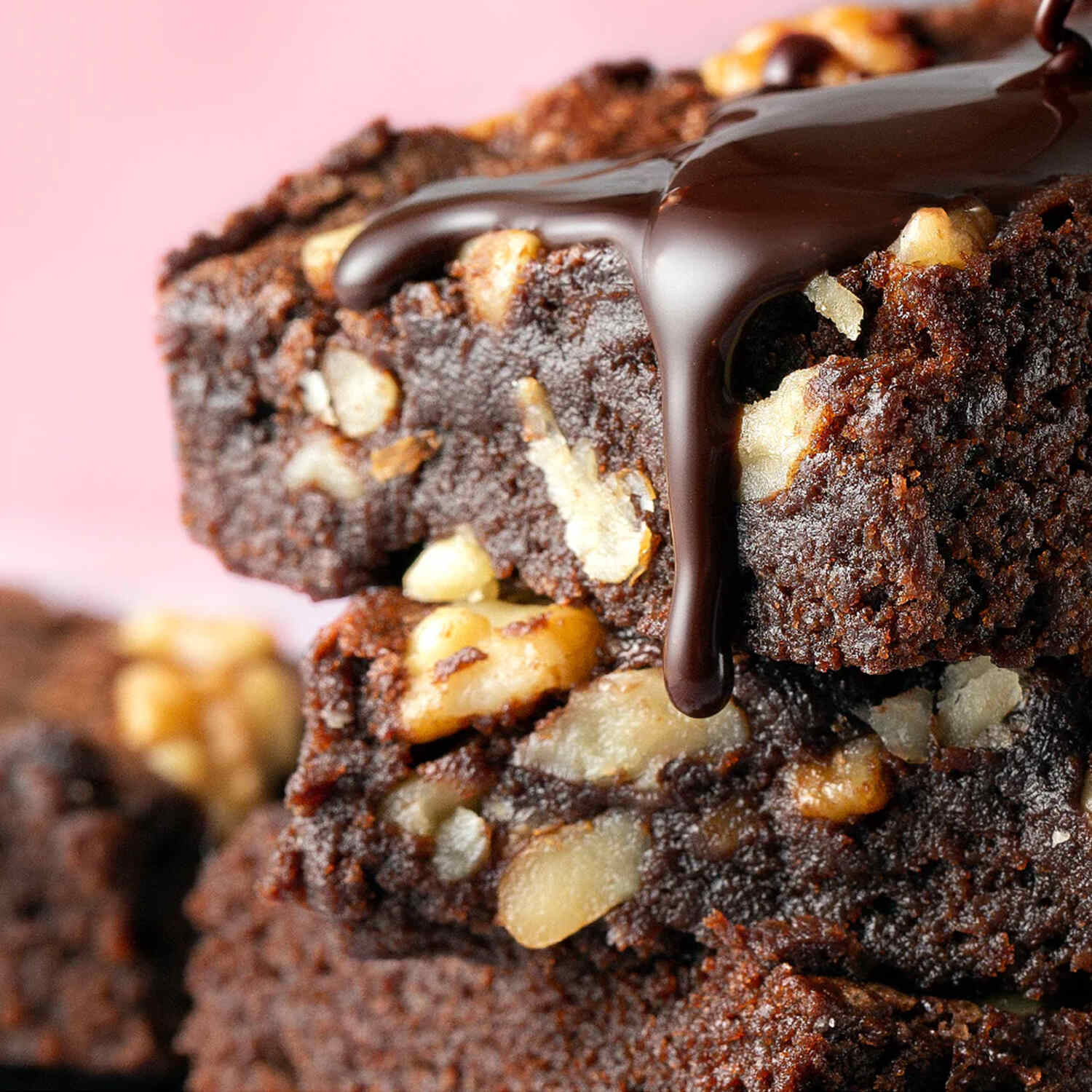 Eggless Walnut Brownie