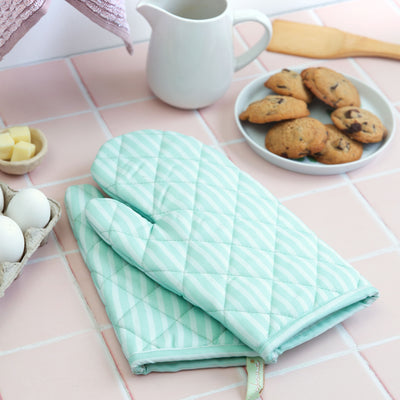 Oven Mitts (Green) Oven Mitts (Green)
