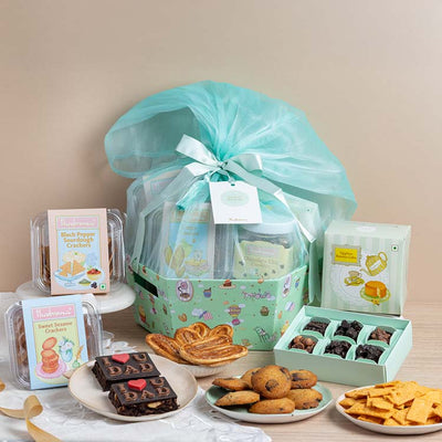 Luxury Gift Hamper Basket