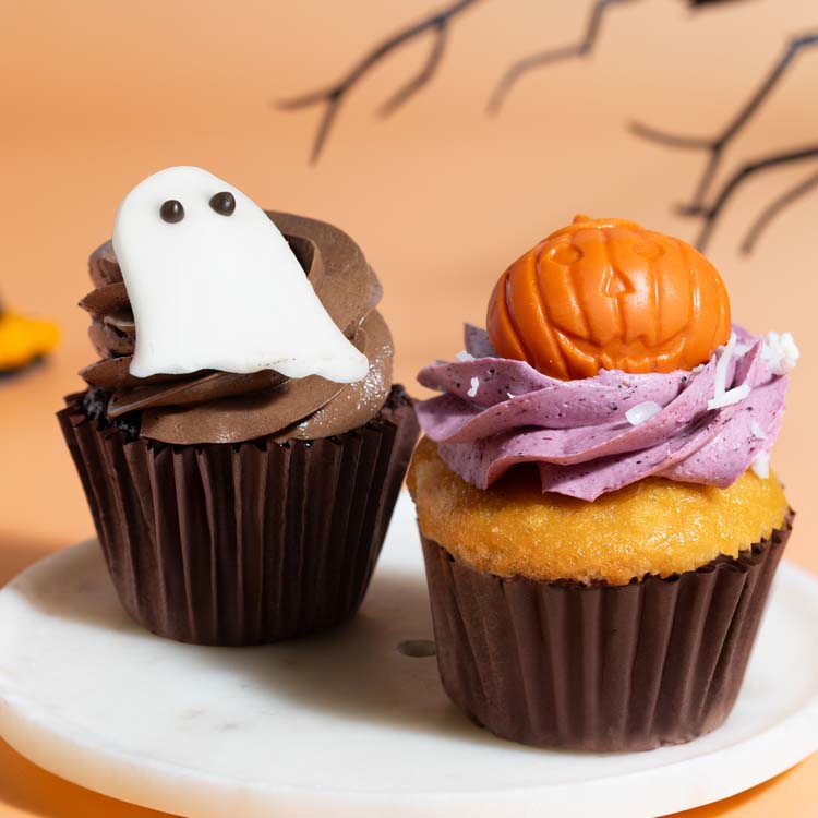 Halloween Special Cupcakes [2 Pieces] - Chocolate, Vanilla & Blueberry