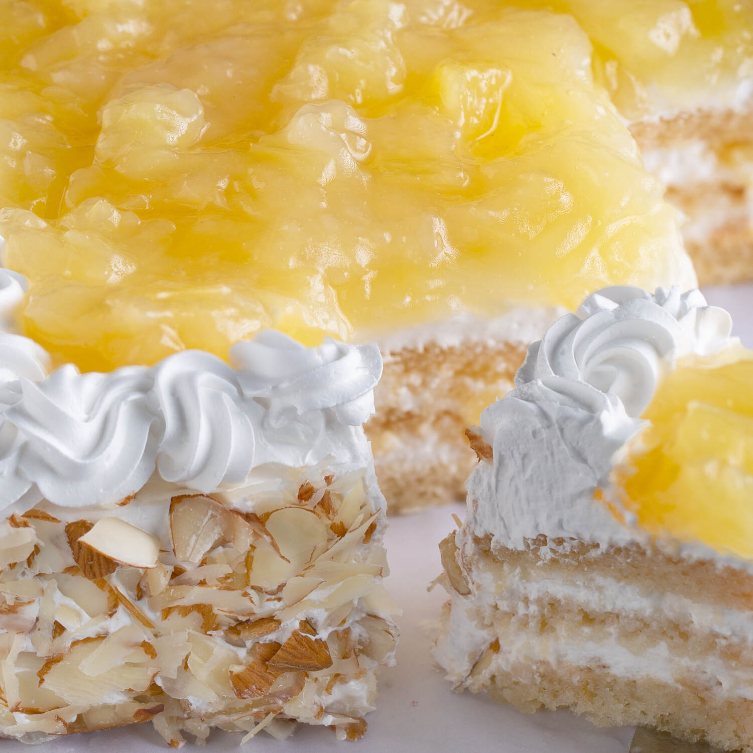 Eggless Fresh Cream Pineapple Cake