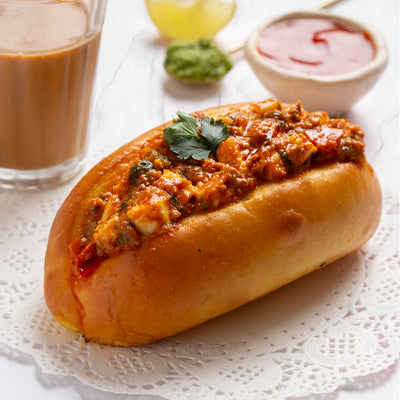 Spicy Paneer Roll (1 pc)