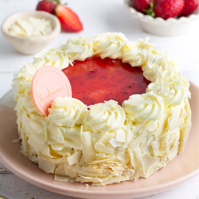 Strawberry Custard Cake 
