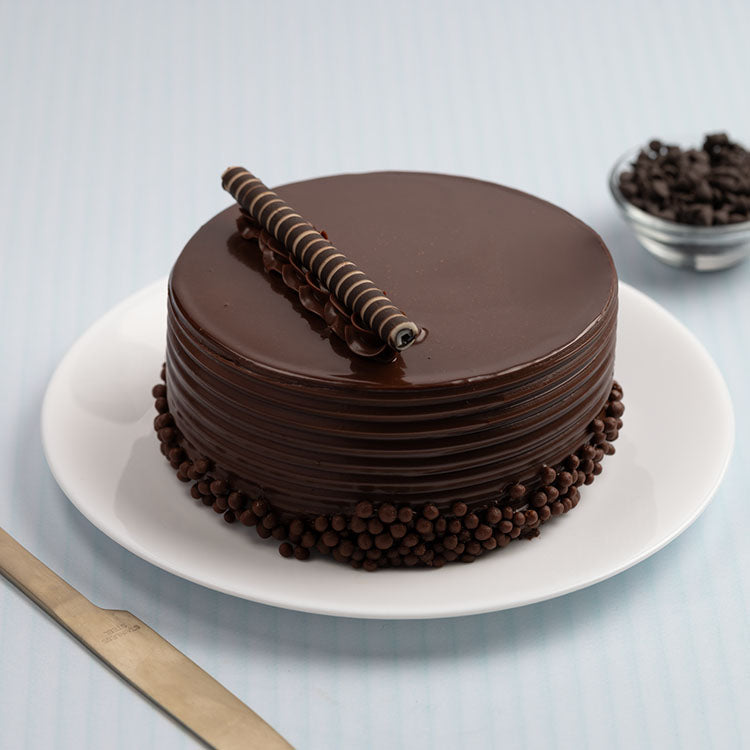 Valentine's Eggless Dutch Truffle Cake [500g]